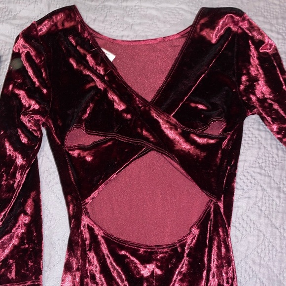 red formal dress - Picture 2 of 2